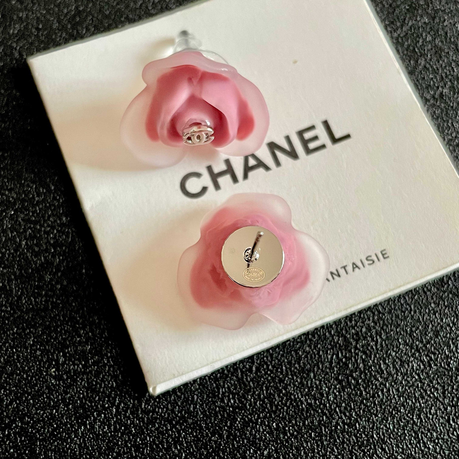 Double-C Emblem Stud Earrings in Polished Metal-Tone – Design 131 main product view