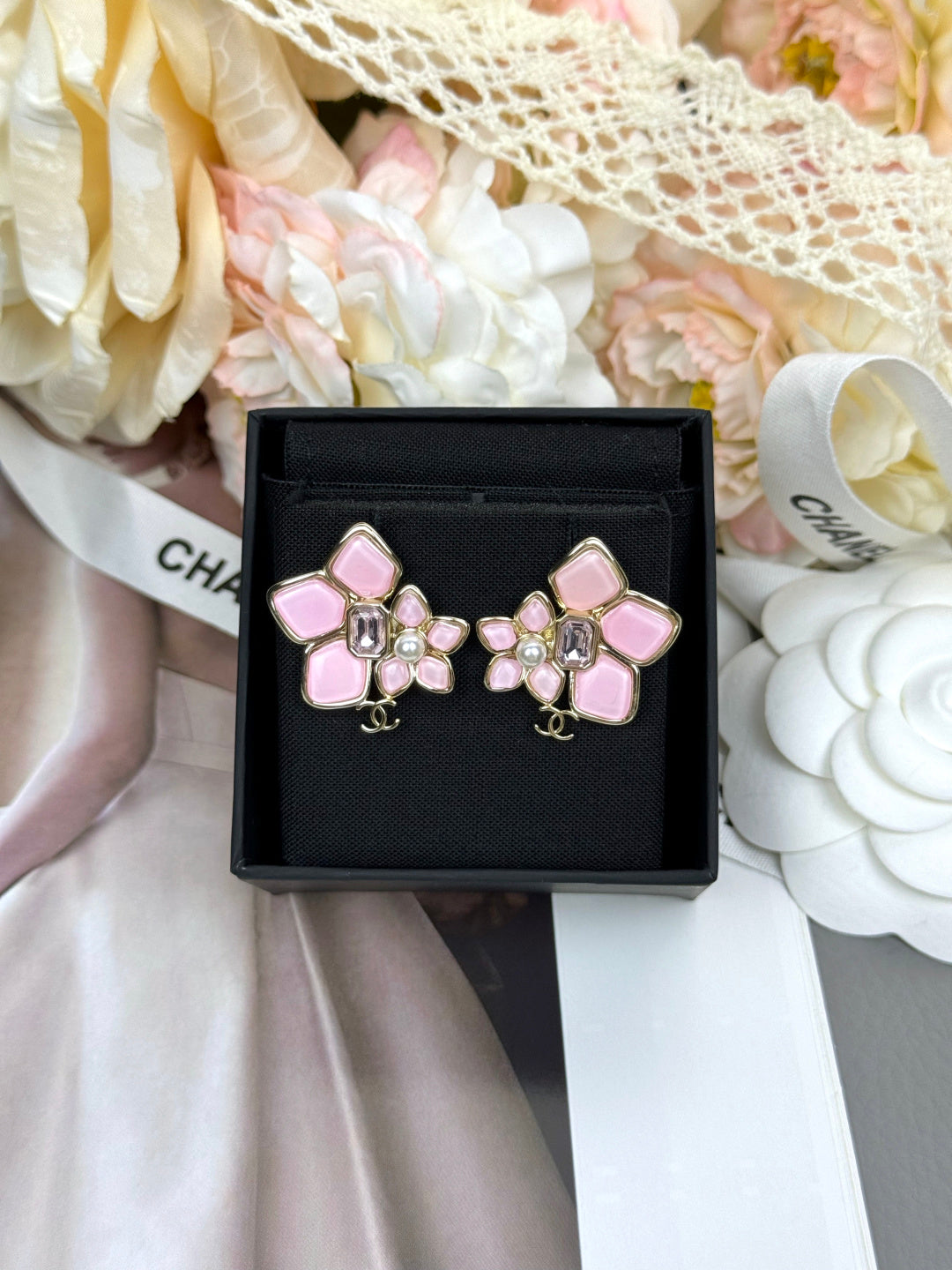 Floral Stud Earrings in Polished Metal-Tone – Pink Detail front product view