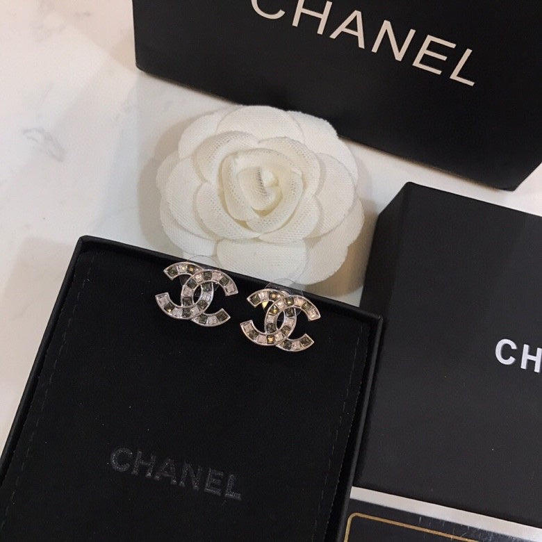 Double-C Emblem Stud Earrings in Polished Metal-Tone – Design 393 styled product view