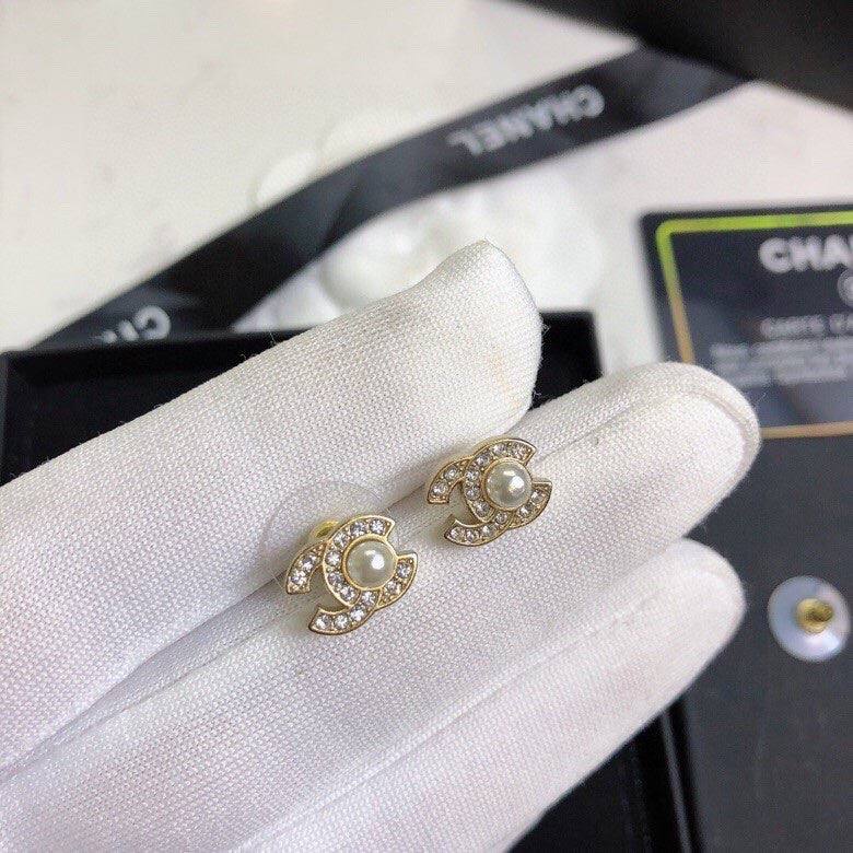 Signature Emblem Crystal-Accent Stud Earrings – Design 028 side detail