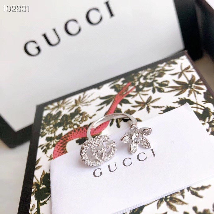 Double-G Emblem Statement Ring in Polished Metal-Tone – Design 010 main product view