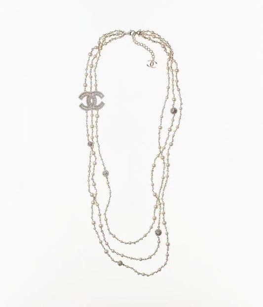 Pearl Pearl-Detail Pendant Necklace – Pearl Detail – Design 010 main product view