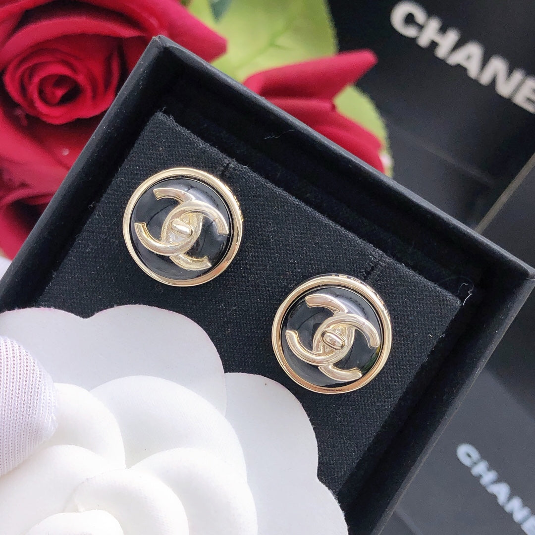 Round Stud Earrings in Gold-Tone – Red Detail – Design 002 front product view