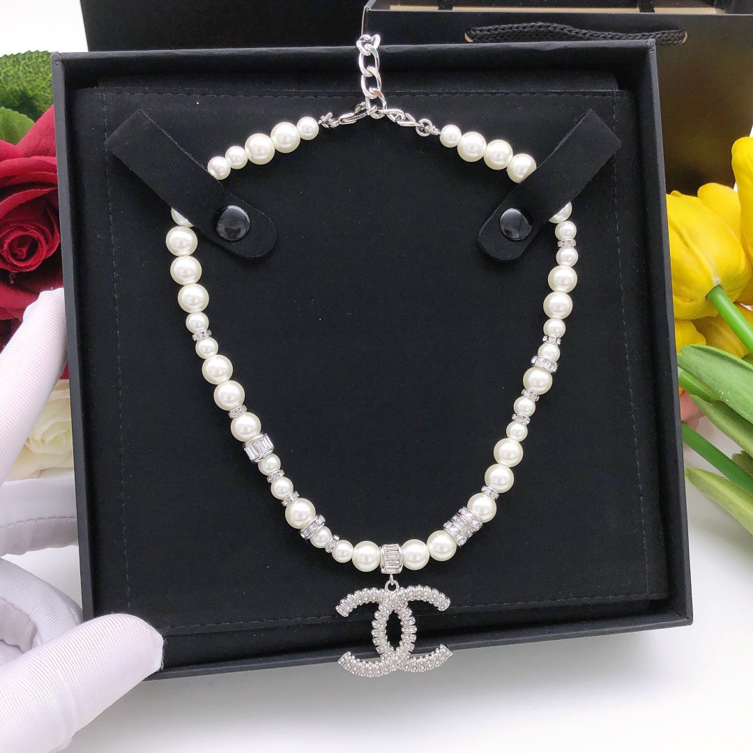 Pearl Jewelry Accessory in Silver-Tone close-up detail