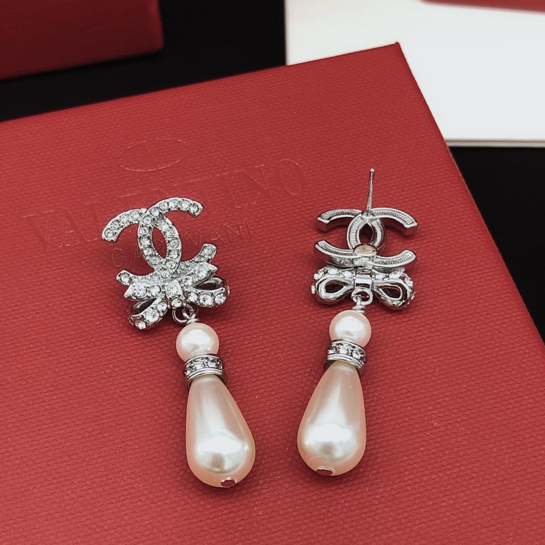 Bow Stud Earrings in Gold-Tone – Design 002 front product view