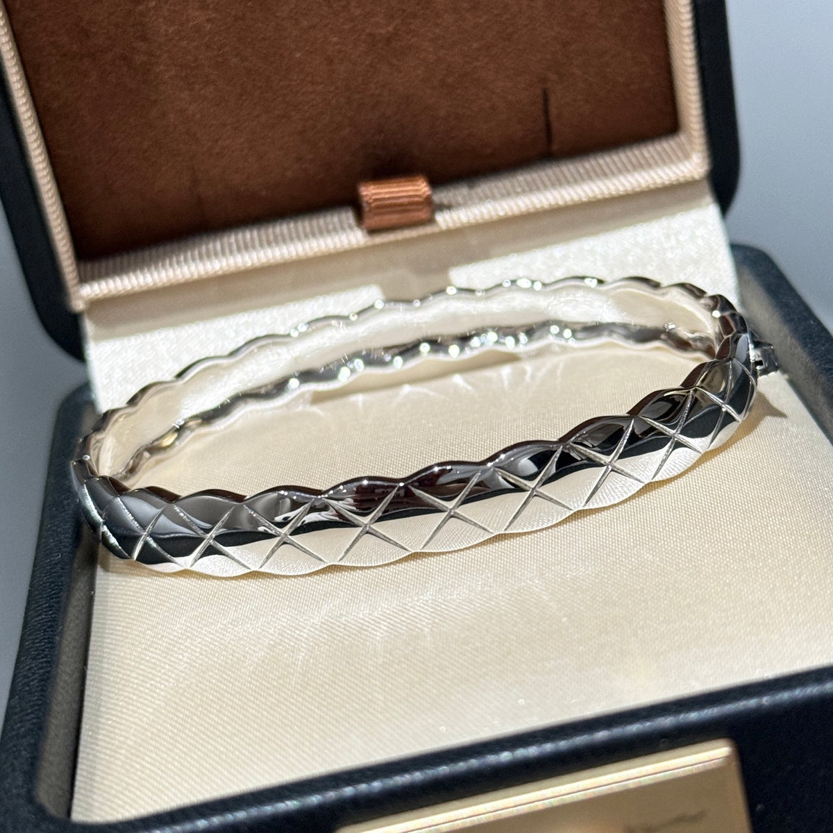 Signature Emblem Bangle in Gold-Tone – Design 008 main product view