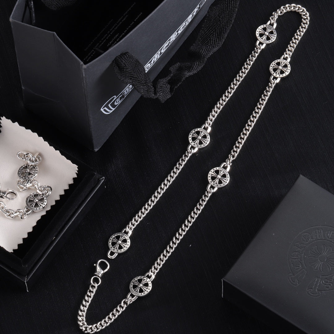 Signature Emblem Bracelet in Polished Metal-Tone – Design 036 side detail