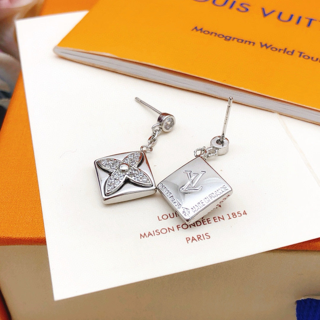Geometric Emblem Stud Earrings in Silver-Tone – Silver Detail – Design 008 front product view