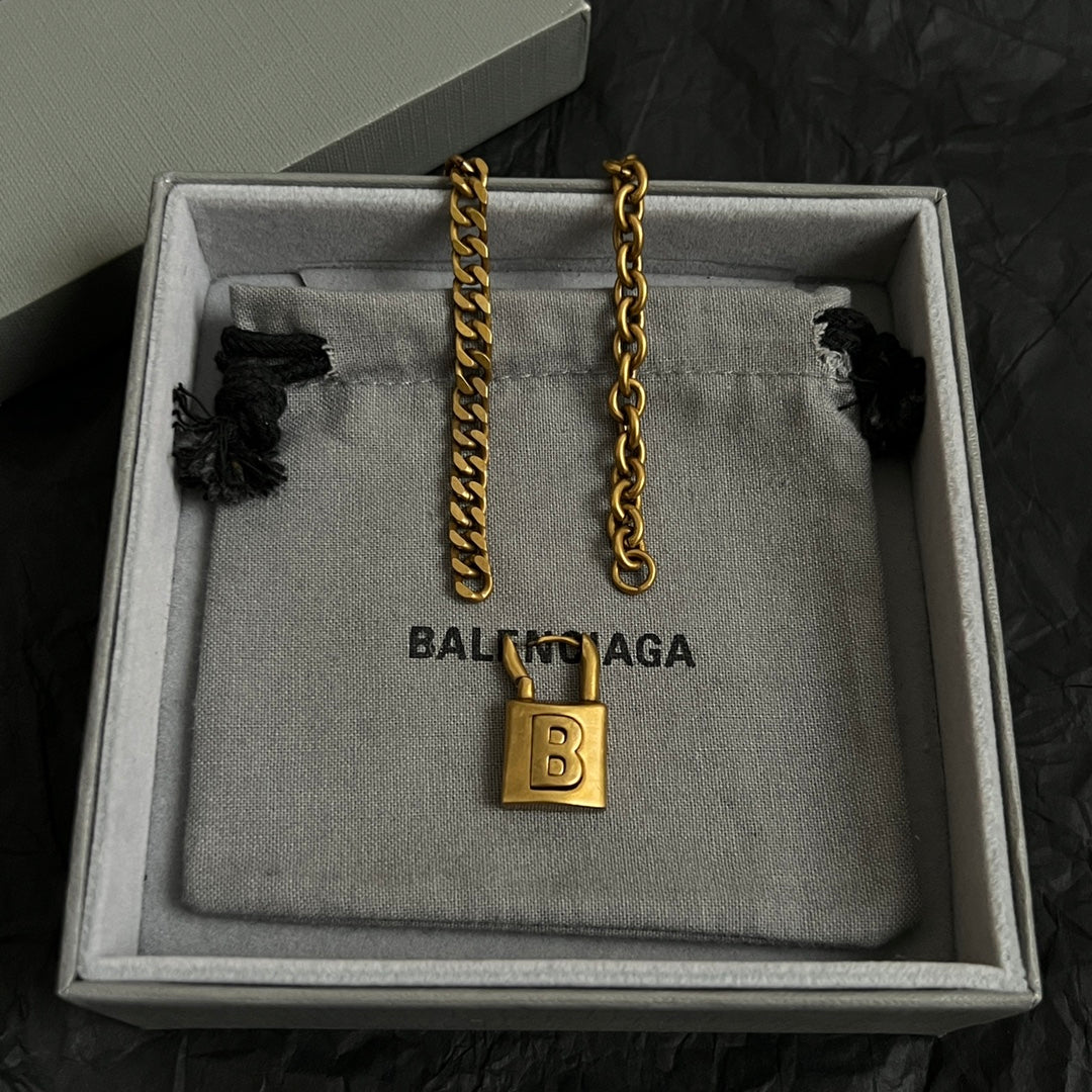 Geometric Emblem Pendant Necklace in Polished Metal-Tone – Vintage Detail – Design 084 close-up detail
