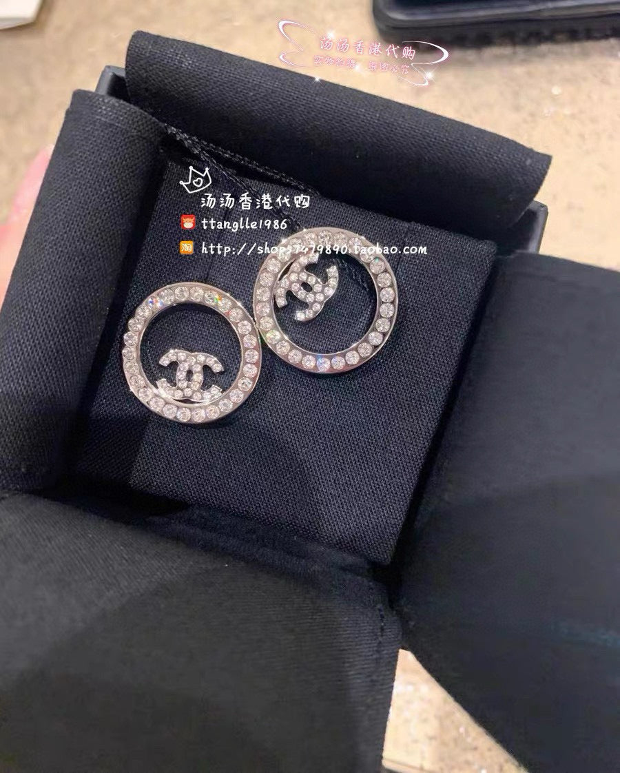 Round Crystal-Accent Stud Earrings – White Detail front product view