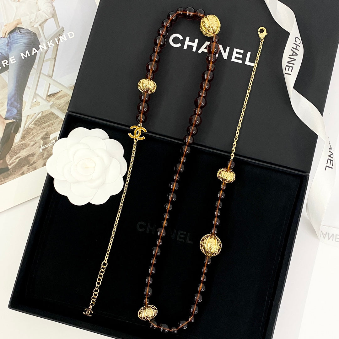 Pearl Pearl-Detail Pendant Necklace – Pearl Detail – Design 043 front product view