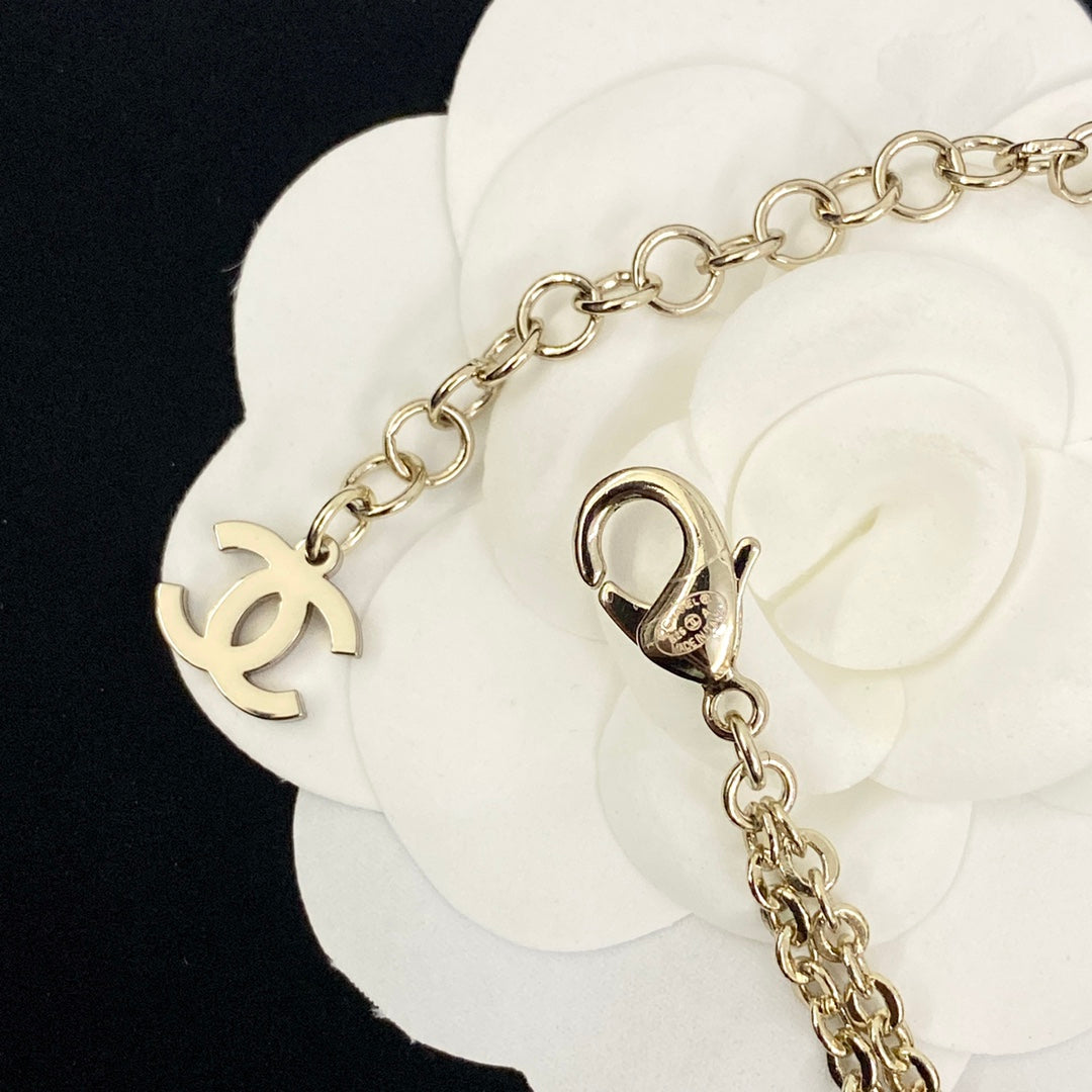 Bow Pearl-Detail Pendant Necklace – Pearl Detail – Design 010 main product view