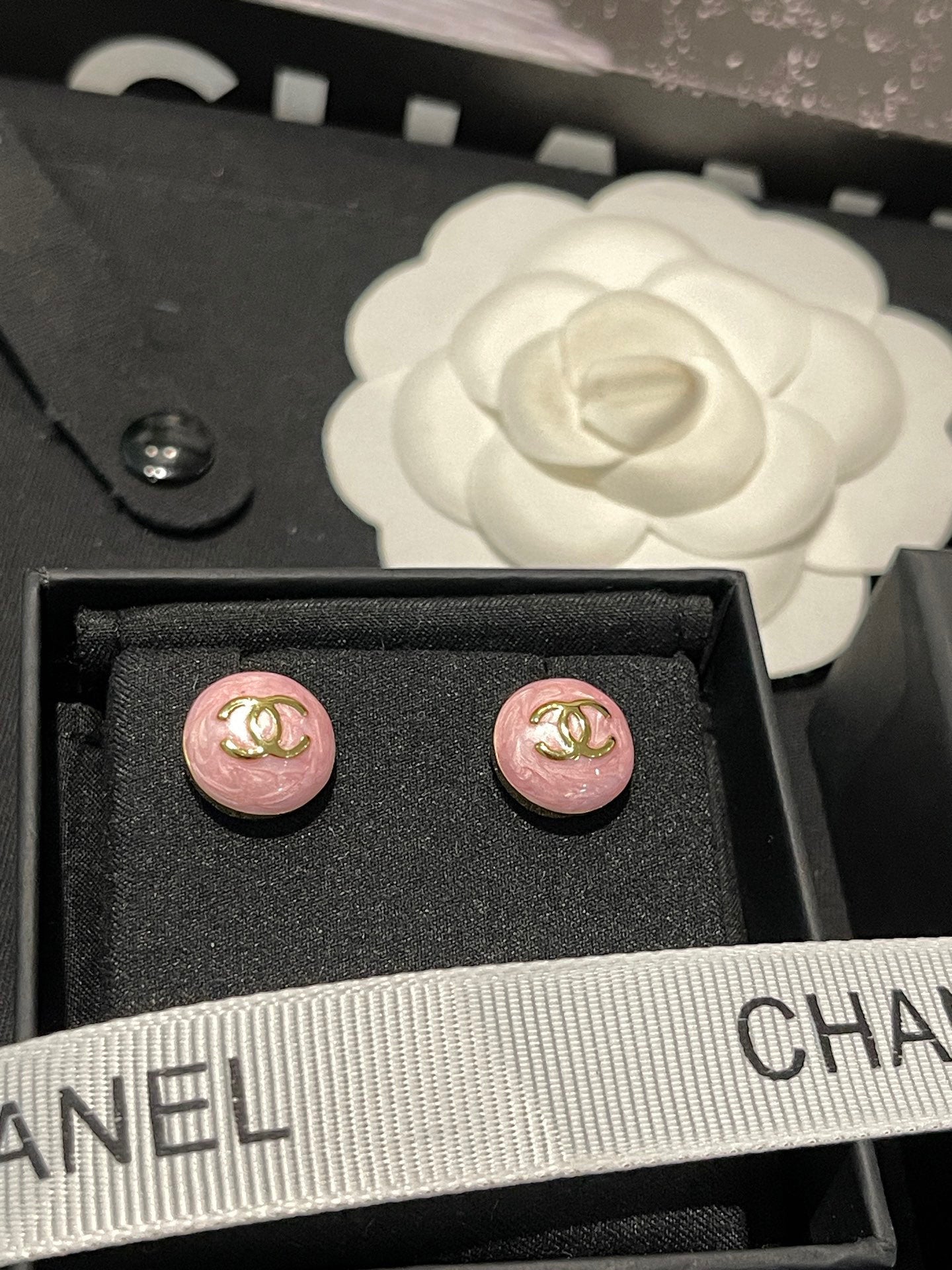 Round Stud Earrings in Polished Metal-Tone – Design 003 main product view