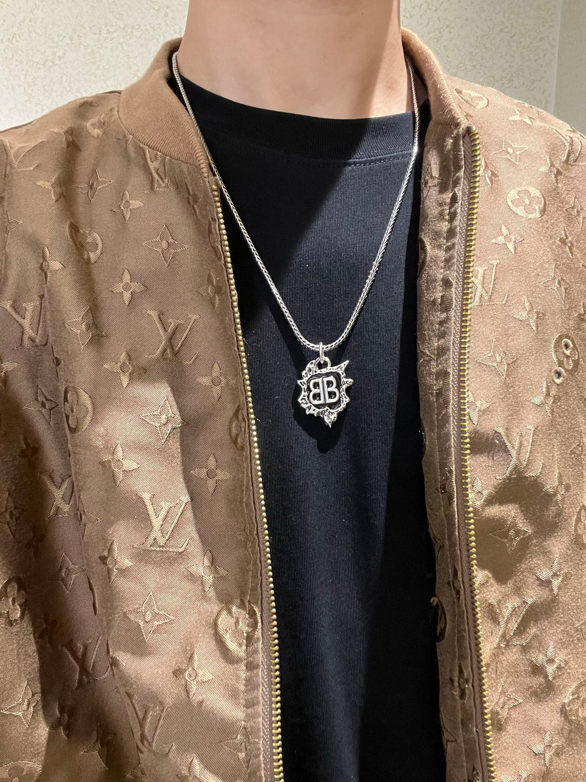 Geometric Emblem Pendant Necklace in Polished Metal-Tone – Vintage Detail – Design 032 detail view