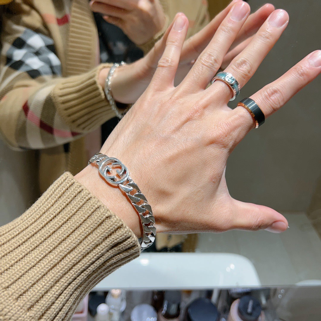 Floral Bracelet in Polished Metal-Tone – Design 009 detail view