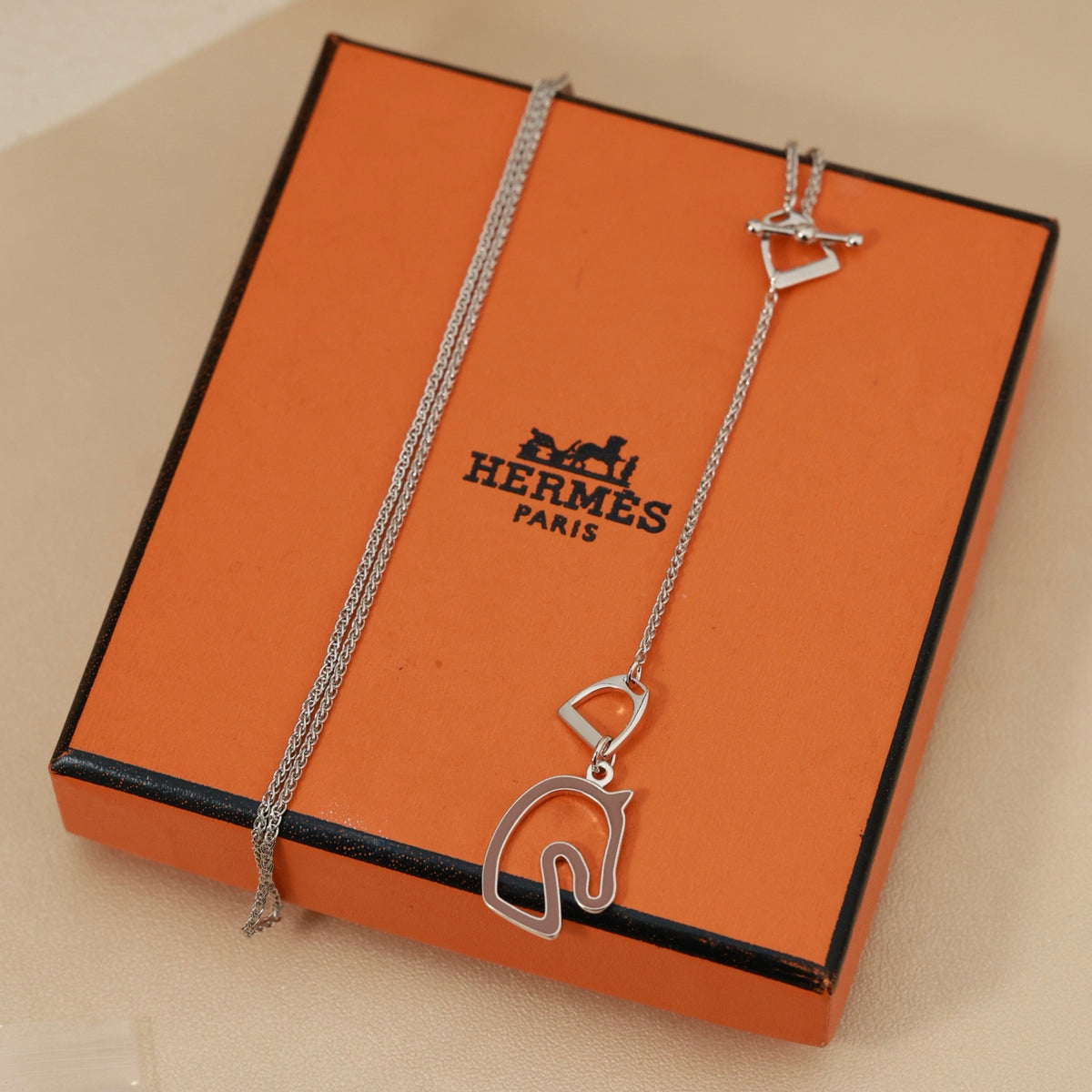 Horse Head Pendant Necklace in Rose-Gold-Tone – Rose Gold Detail – Design 002 main product view