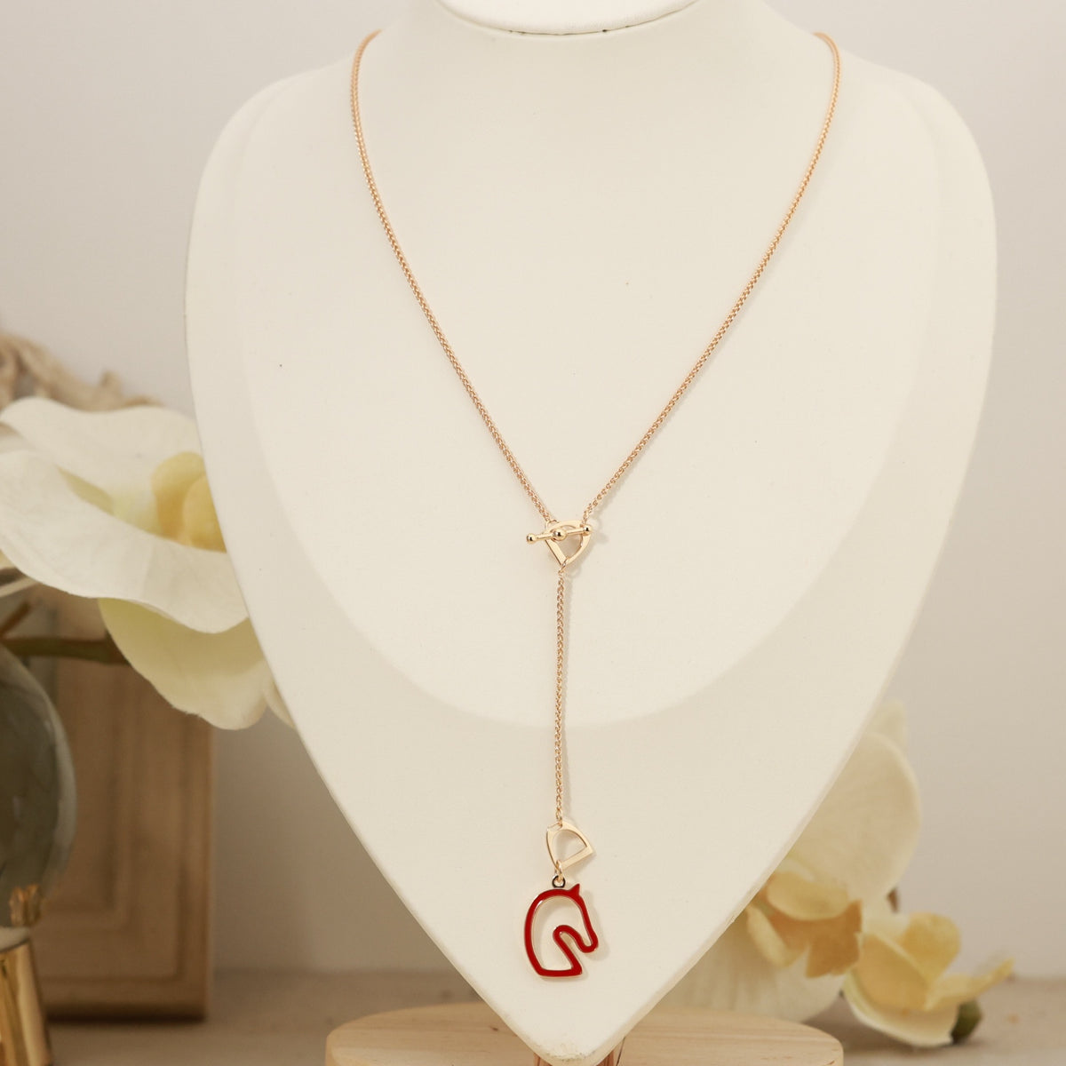 Horse Head Pendant Necklace in Rose-Gold-Tone – Rose Gold Detail – Design 003 front product view