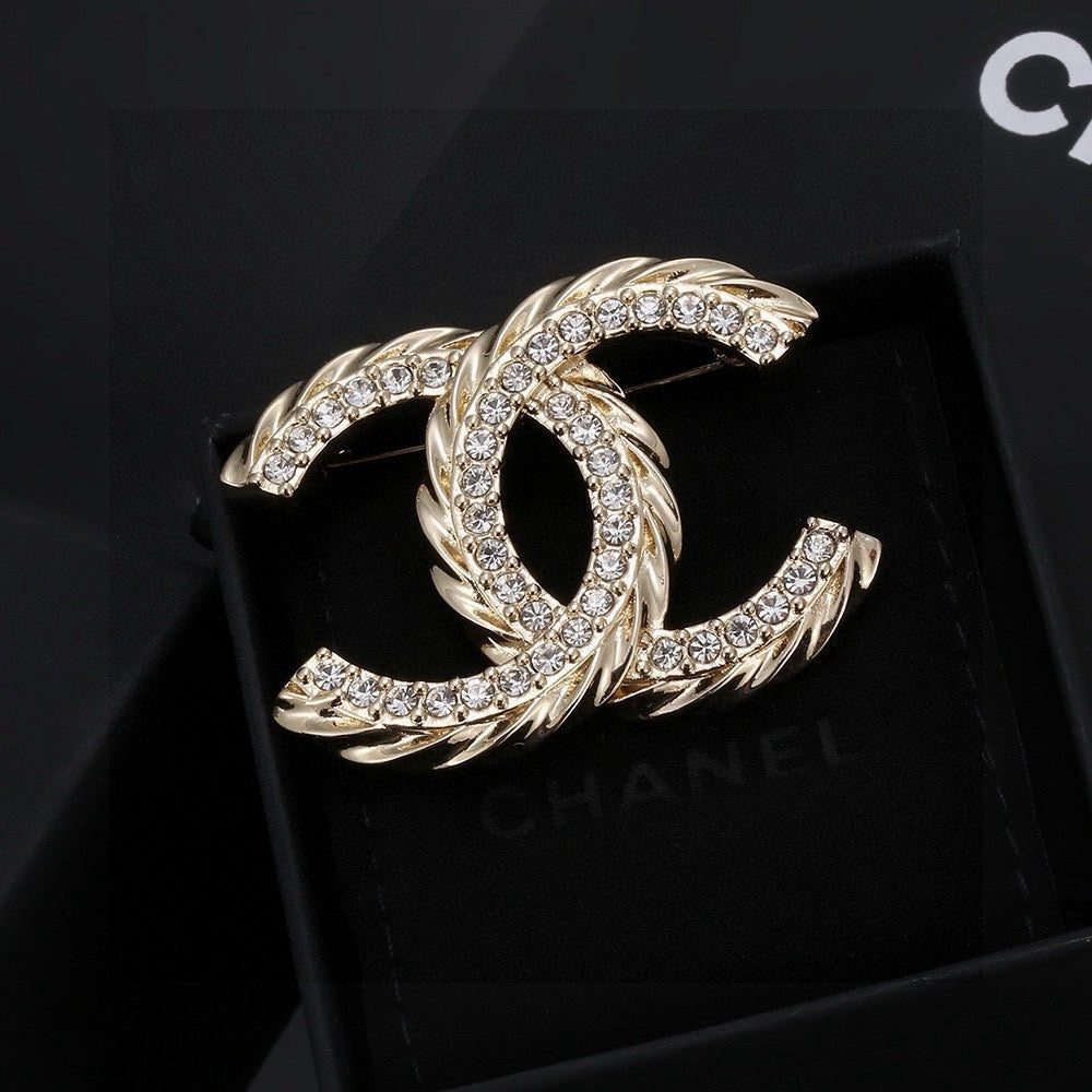 Signature Emblem Brooch in Polished Metal-Tone – Design 017 main product view