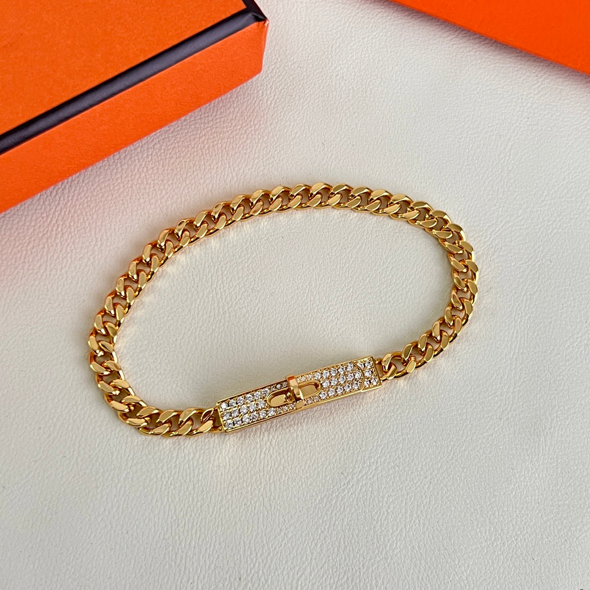 Signature Emblem Bracelet in Gold-Tone – Design 003 side detail
