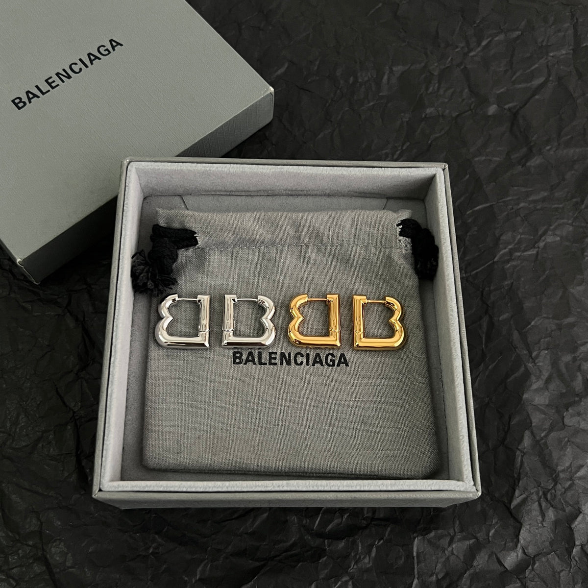 Ring Motif Statement Earrings in Polished Metal-Tone – Design 003 detail view