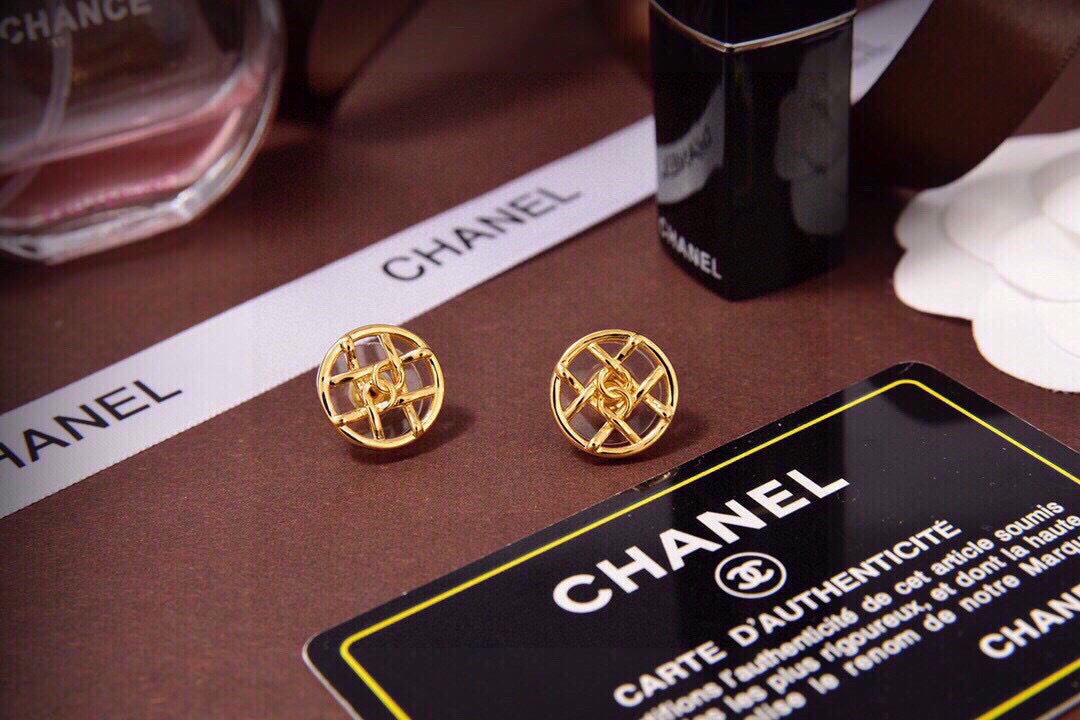 Signature Emblem Stud Earrings in Polished Metal-Tone – Design 029 main product view
