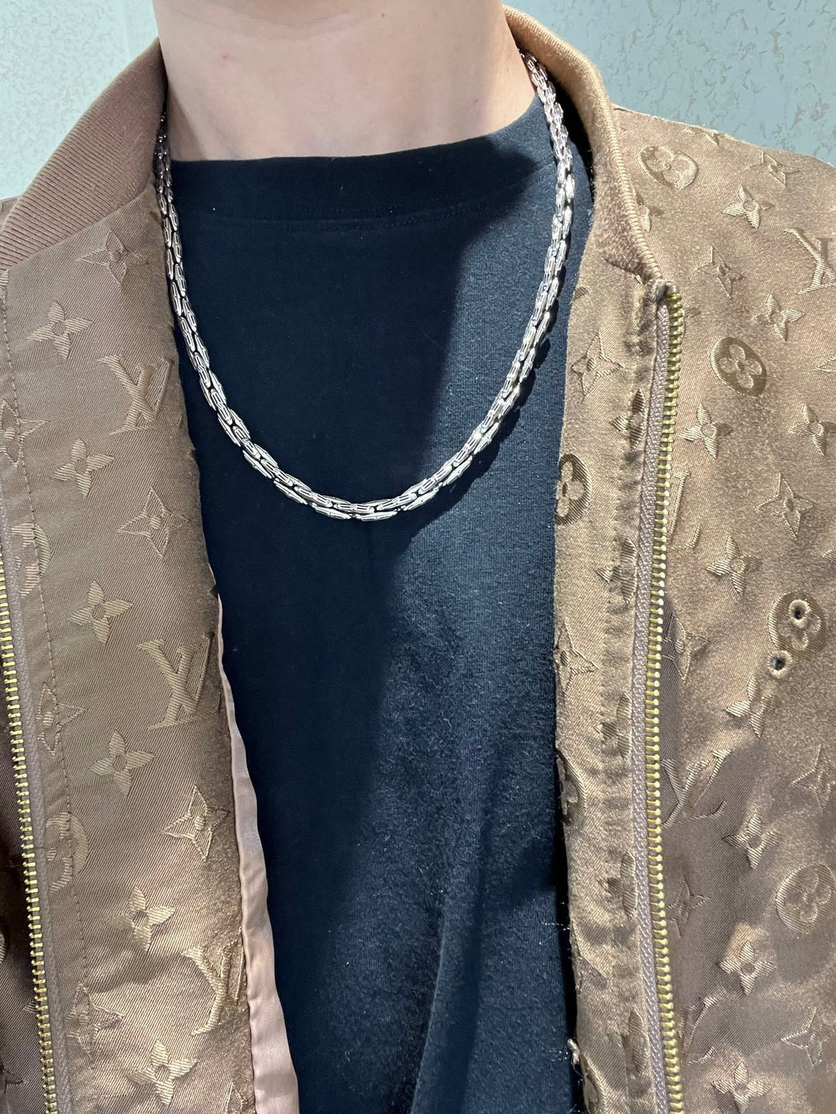 Geometric Emblem Pendant Necklace in Polished Metal-Tone – Vintage Detail – Design 058 detail view