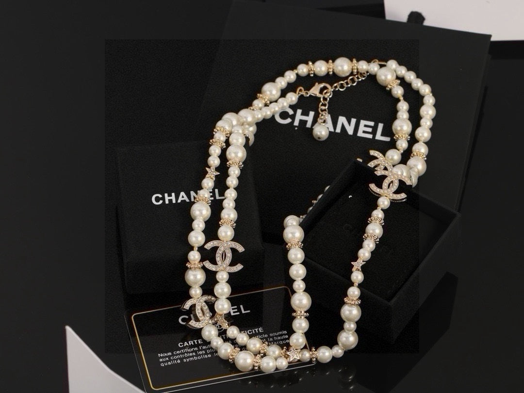 Double-C Emblem Pearl-Detail Pendant Necklace – Pearl Detail – Design 062 main product view