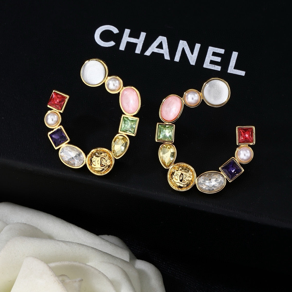 Signature Emblem Statement Earrings in Polished Metal-Tone – Design 033 side detail