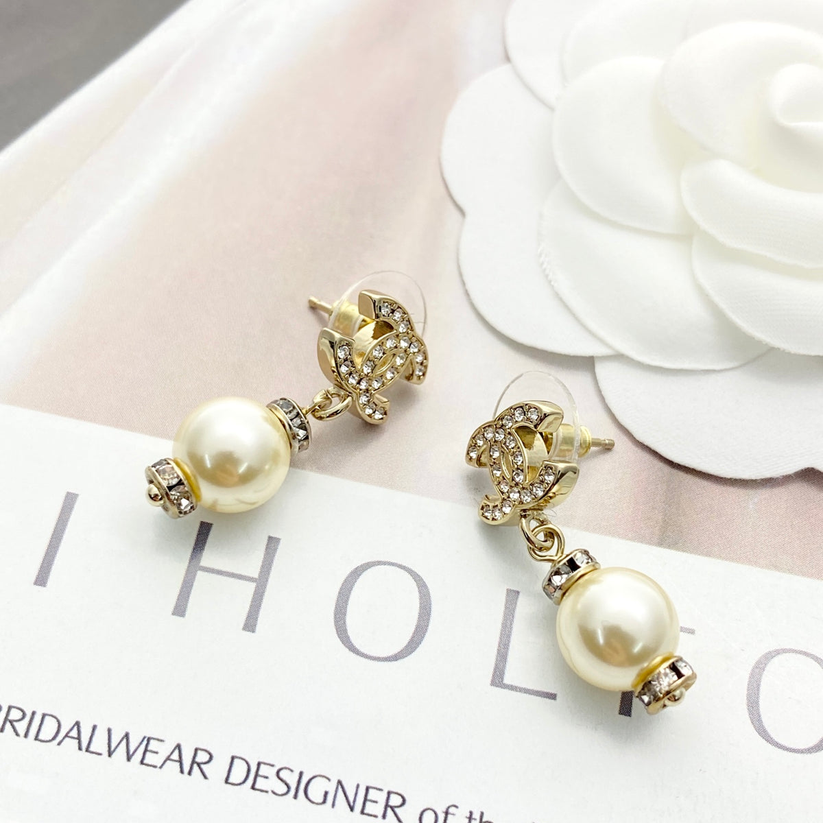 Pearl Pearl-Detail Stud Earrings – Pearl Detail – Design 008 front product view