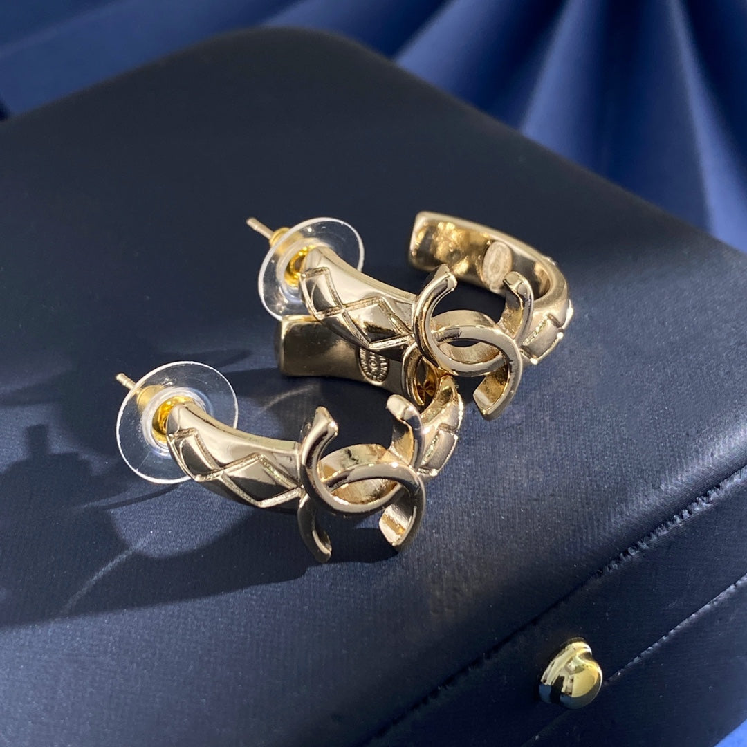 Double-C Emblem Stud Earrings in Silver-Tone – Design 009 main product view