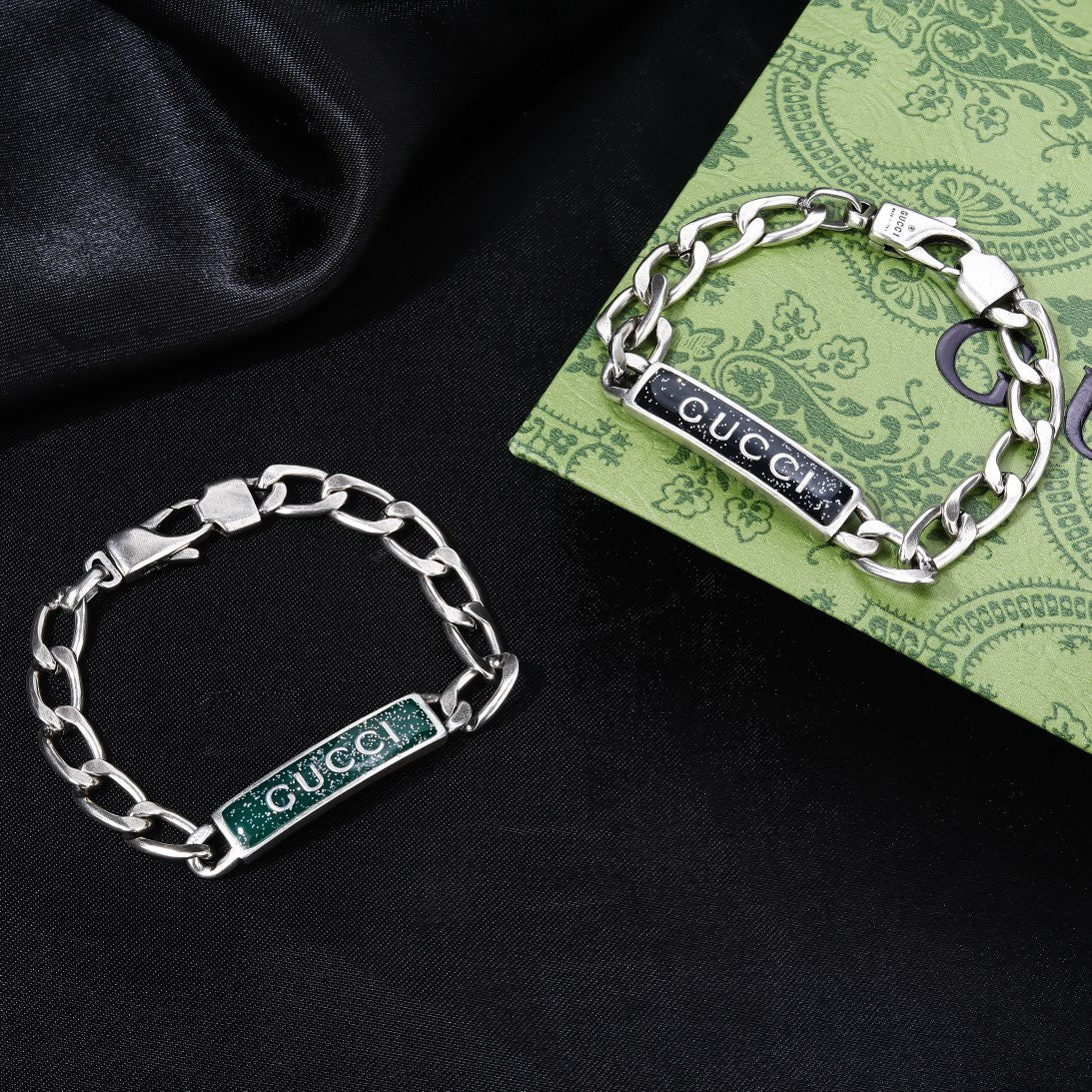 Double-G Emblem Bangle in Polished Metal-Tone – Design 029 main product view