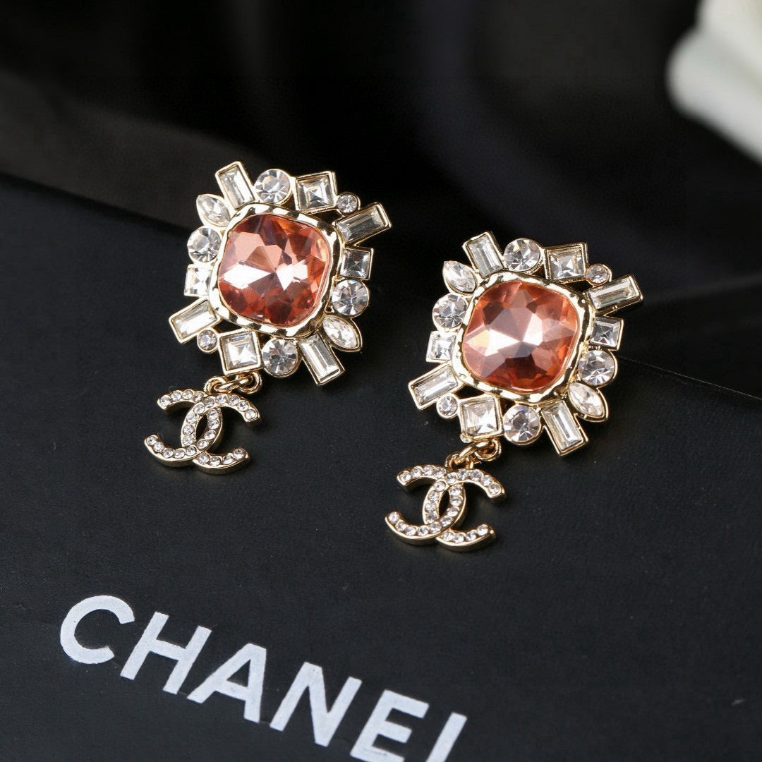 Double-C Emblem Stud Earrings in Gold-Tone – Design 025 main product view