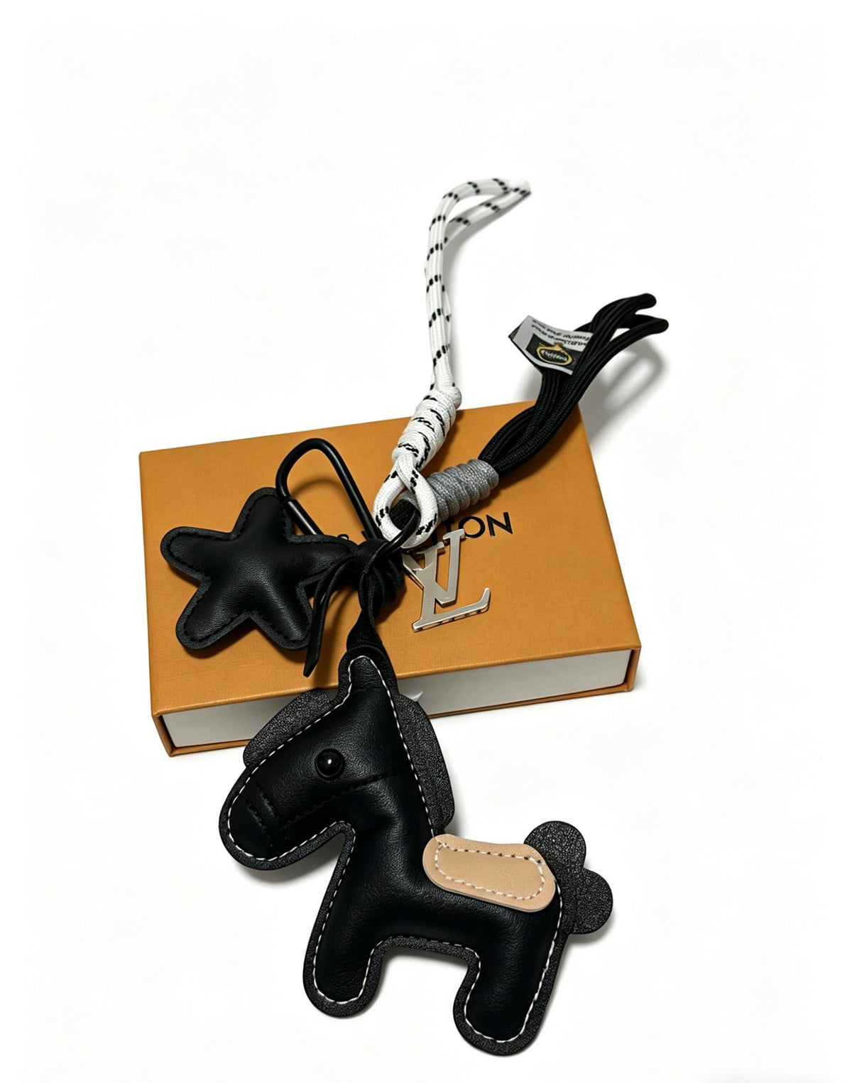 Bag Motif Keychain – Bag Detail – Design 057 main product view