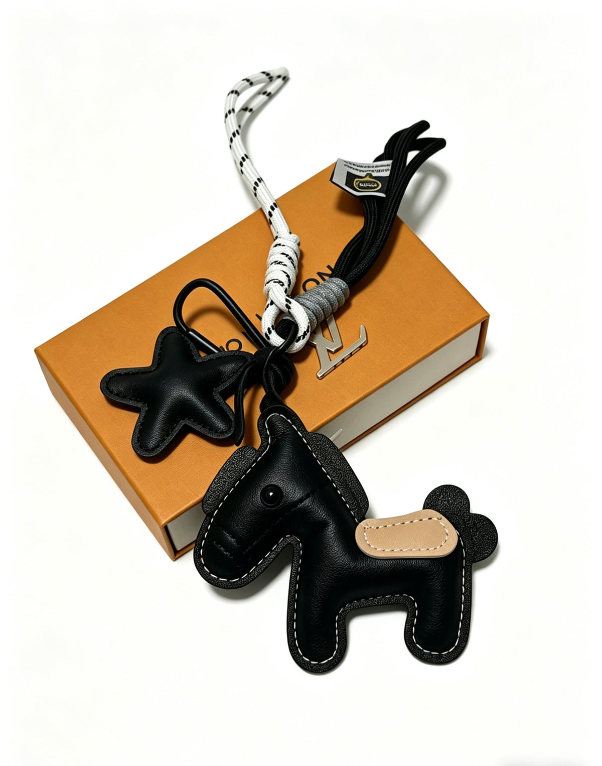Bag Motif Keychain – Bag Detail – Design 057 detail view