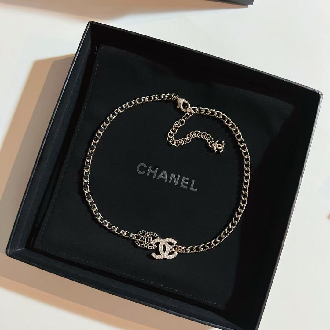 Signature Emblem Pendant Necklace in Gold-Tone – Black Detail – Design 015 front product view