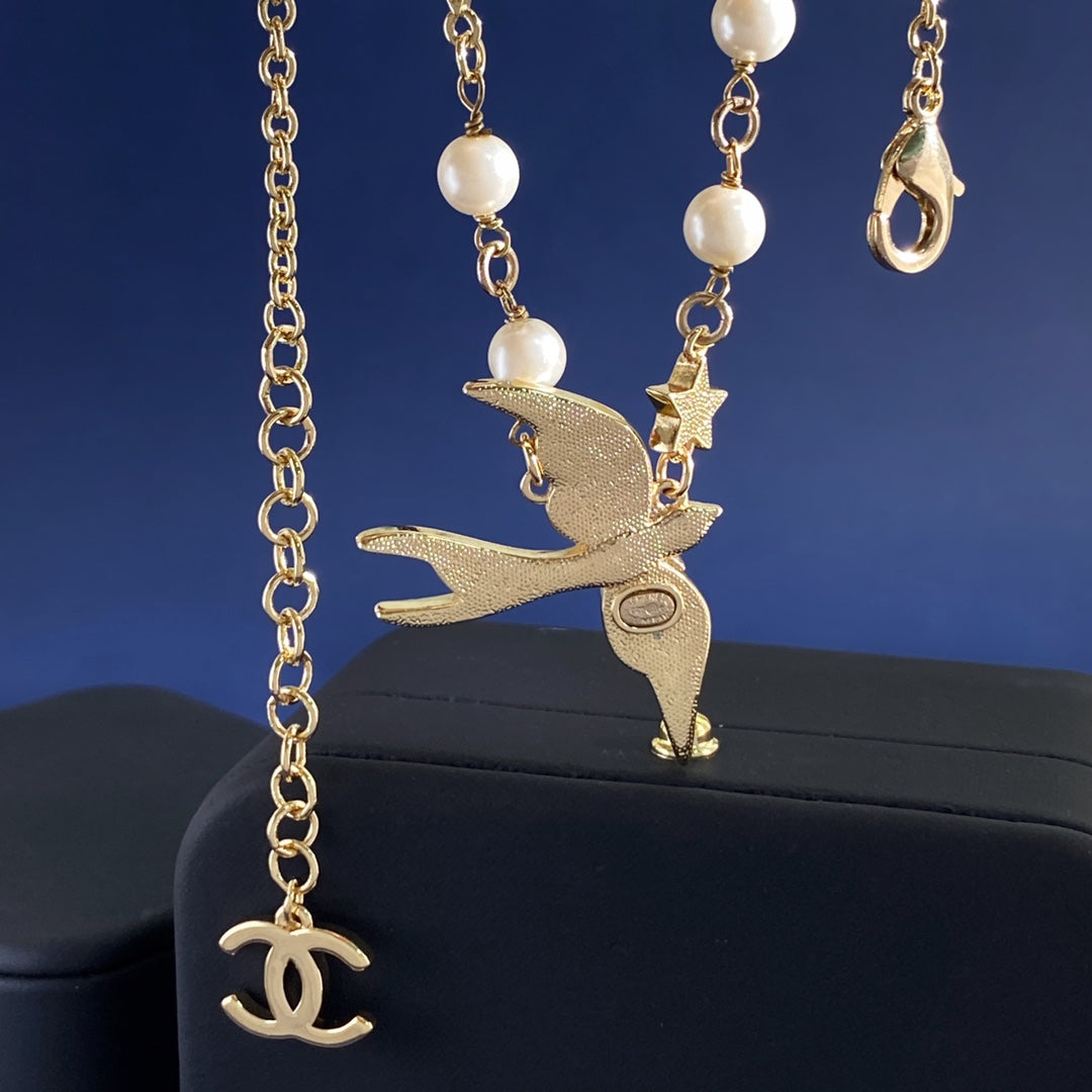 Letter Pearl-Detail Pendant Necklace – Pearl Detail – Design 005 front product view