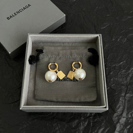 Ring Motif Statement Earrings in Polished Metal-Tone – Design 006 main product view