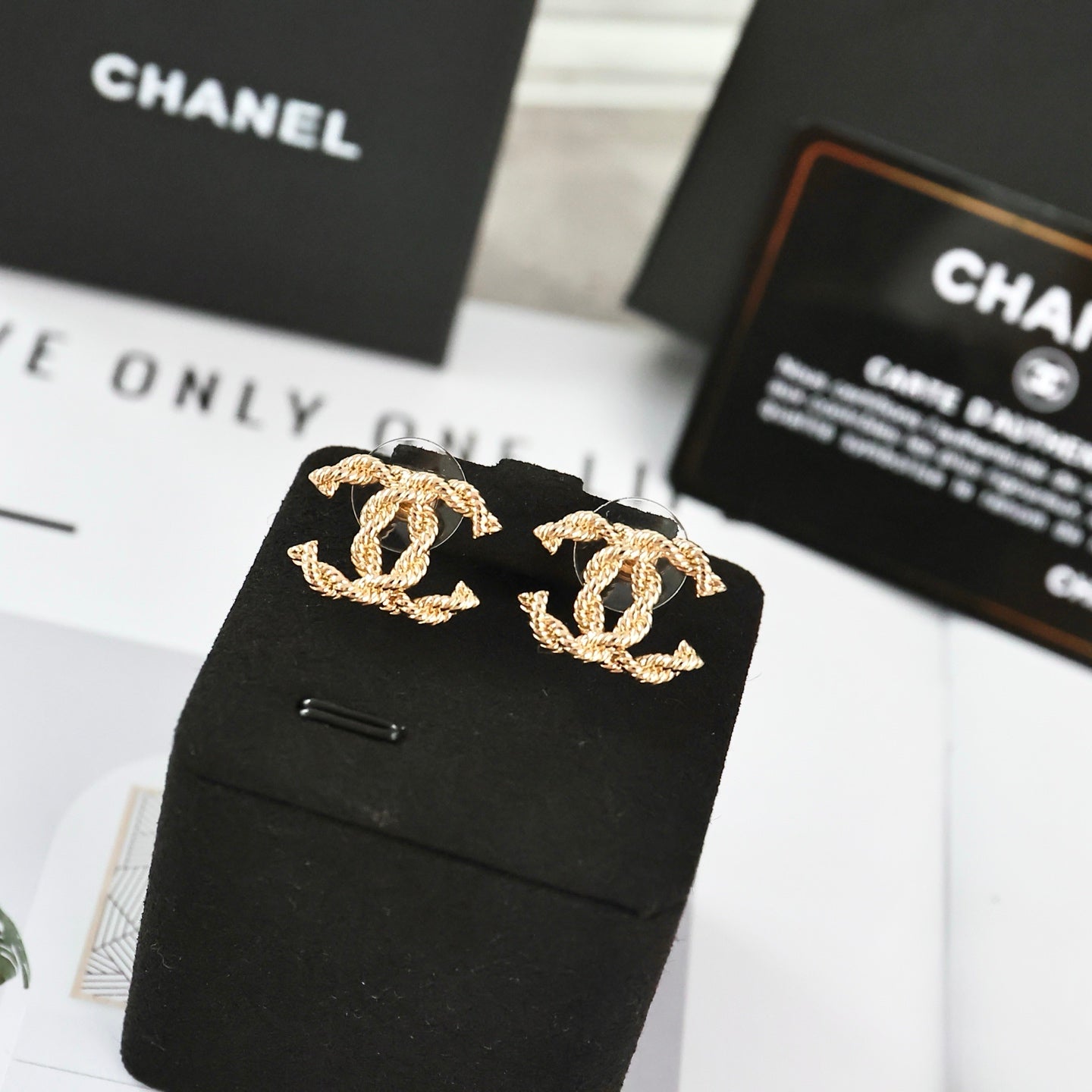 Double-C Emblem Stud Earrings in Polished Metal-Tone – Design 325 main product view