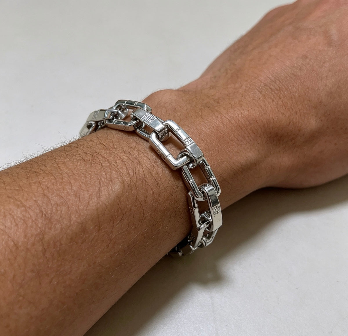 Floral Bracelet in Gold-Tone – Design 011 styled product view