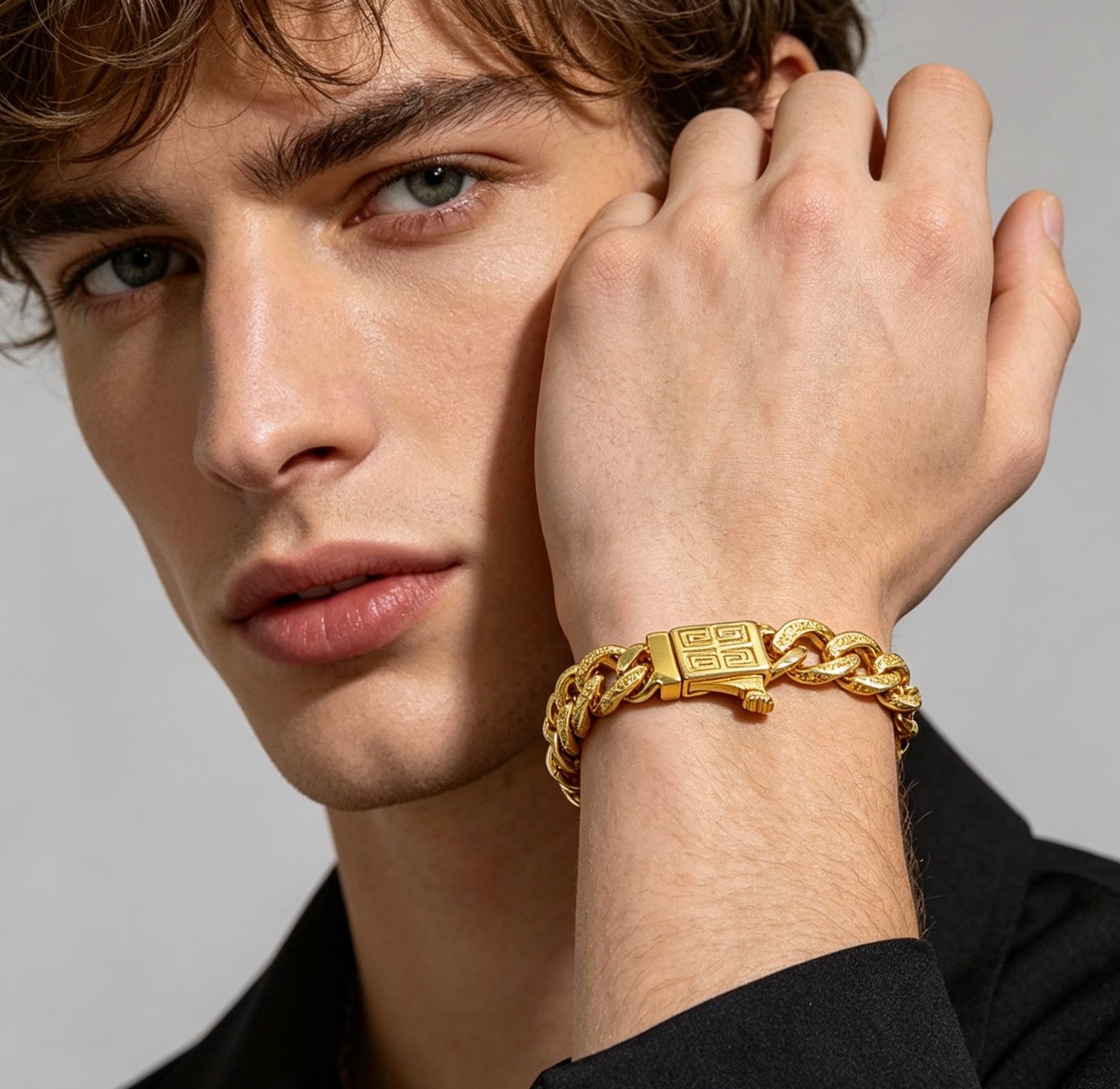 Floral Bracelet in Gold-Tone – Design 002 styled product view