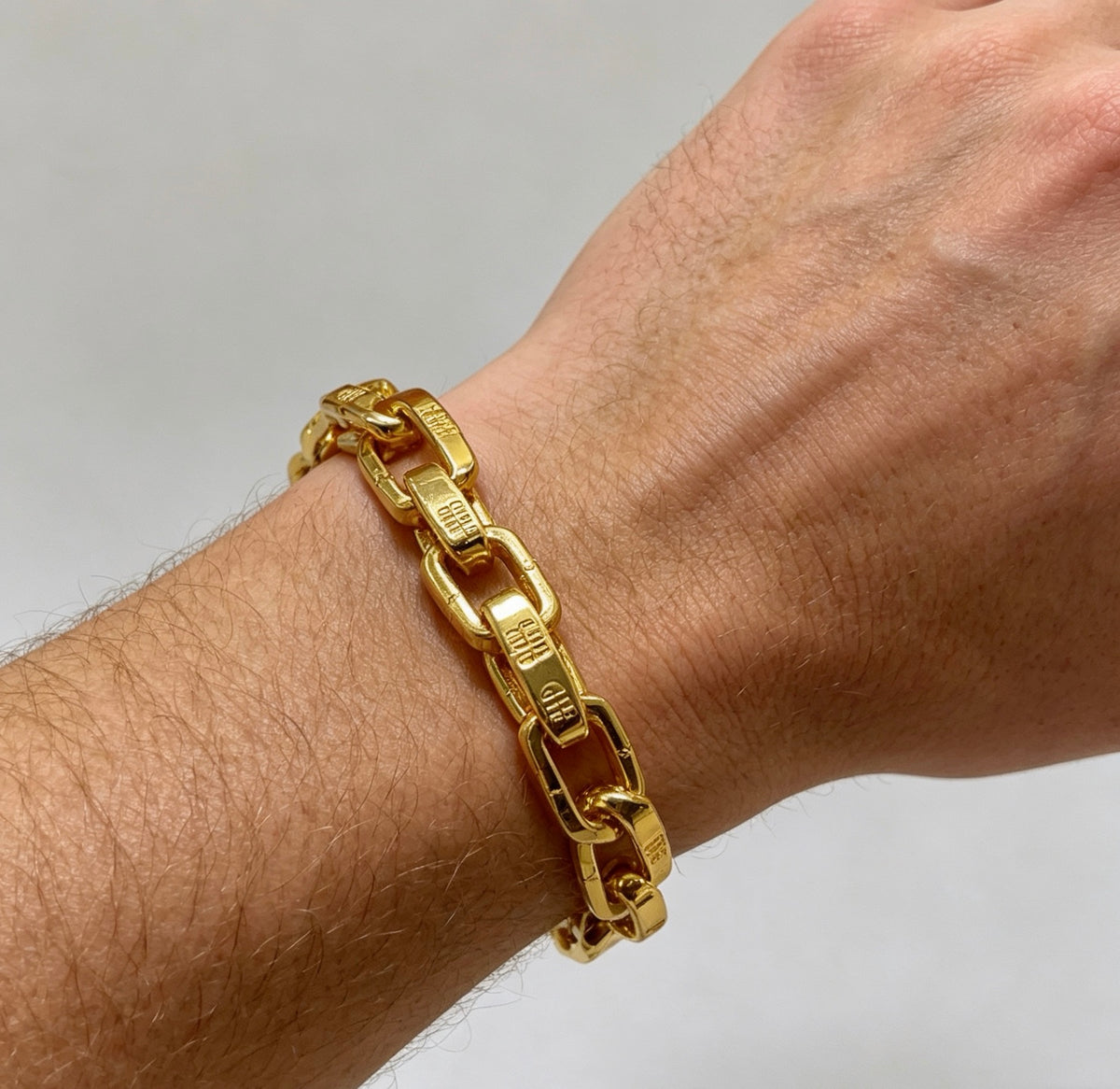 Floral Bracelet in Gold-Tone – Design 001 front product view