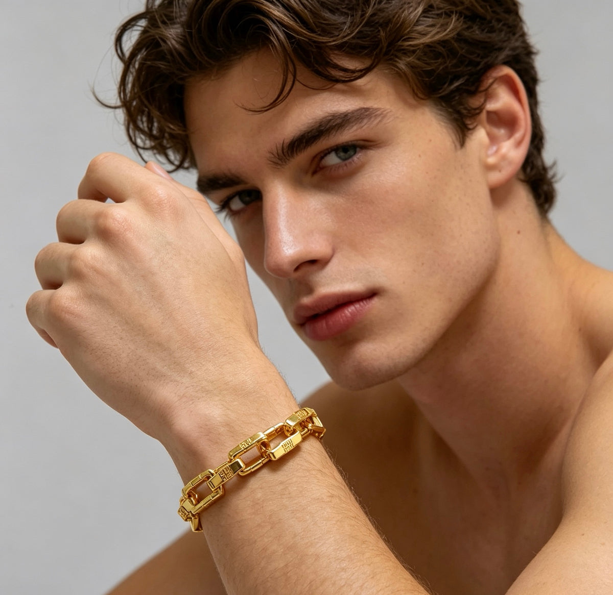 Floral Bracelet in Gold-Tone – Design 007 detail view