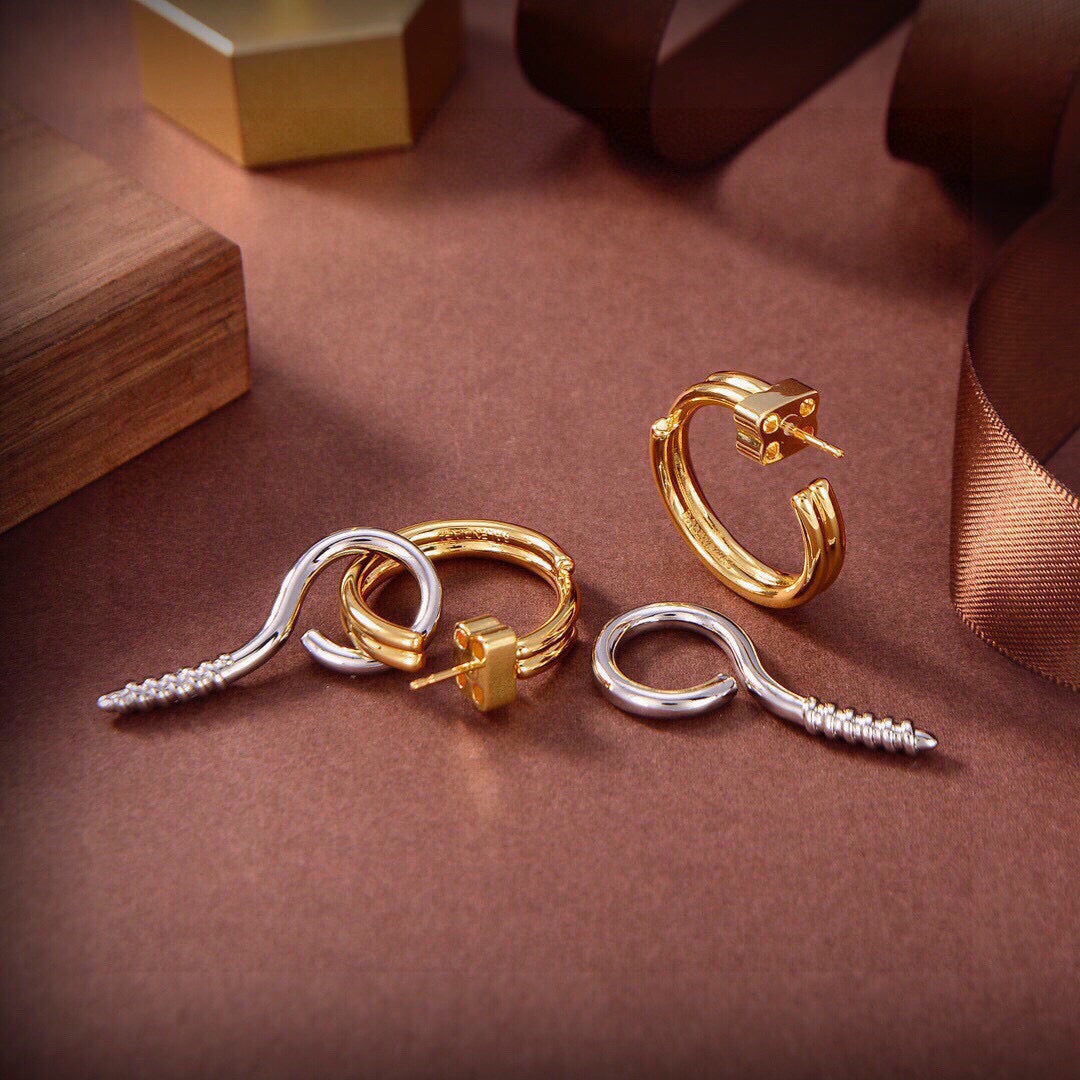 Ring Motif Statement Earrings in Gold-Tone – Design 008 side detail
