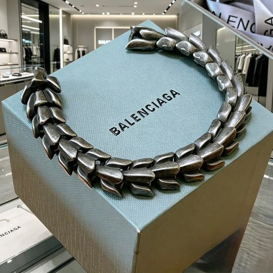 Geometric Emblem Bracelet in Polished Metal-Tone – Vintage Detail – Design 010 main product view