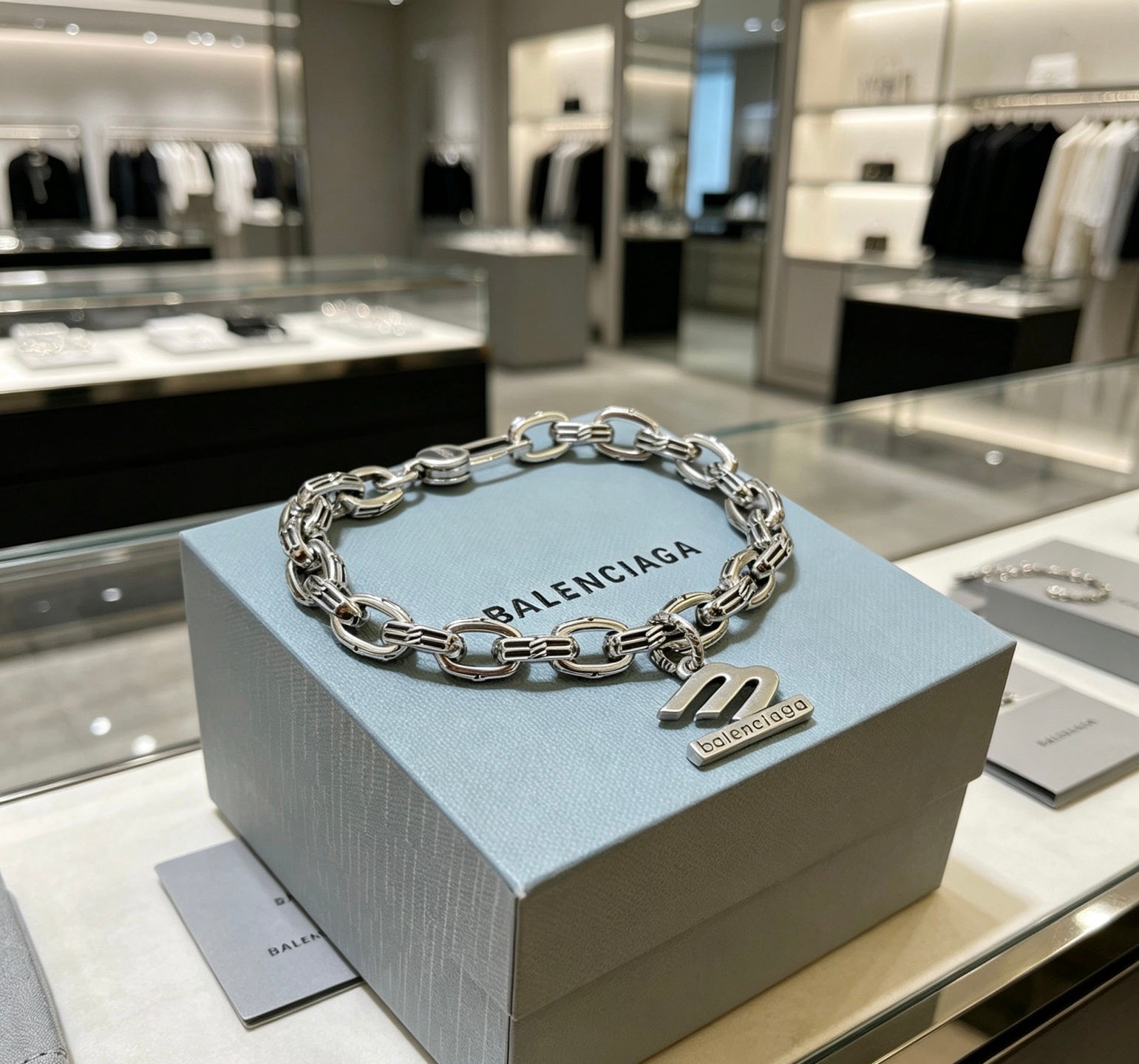 Geometric Emblem Bracelet in Polished Metal-Tone – Design 068 close-up detail
