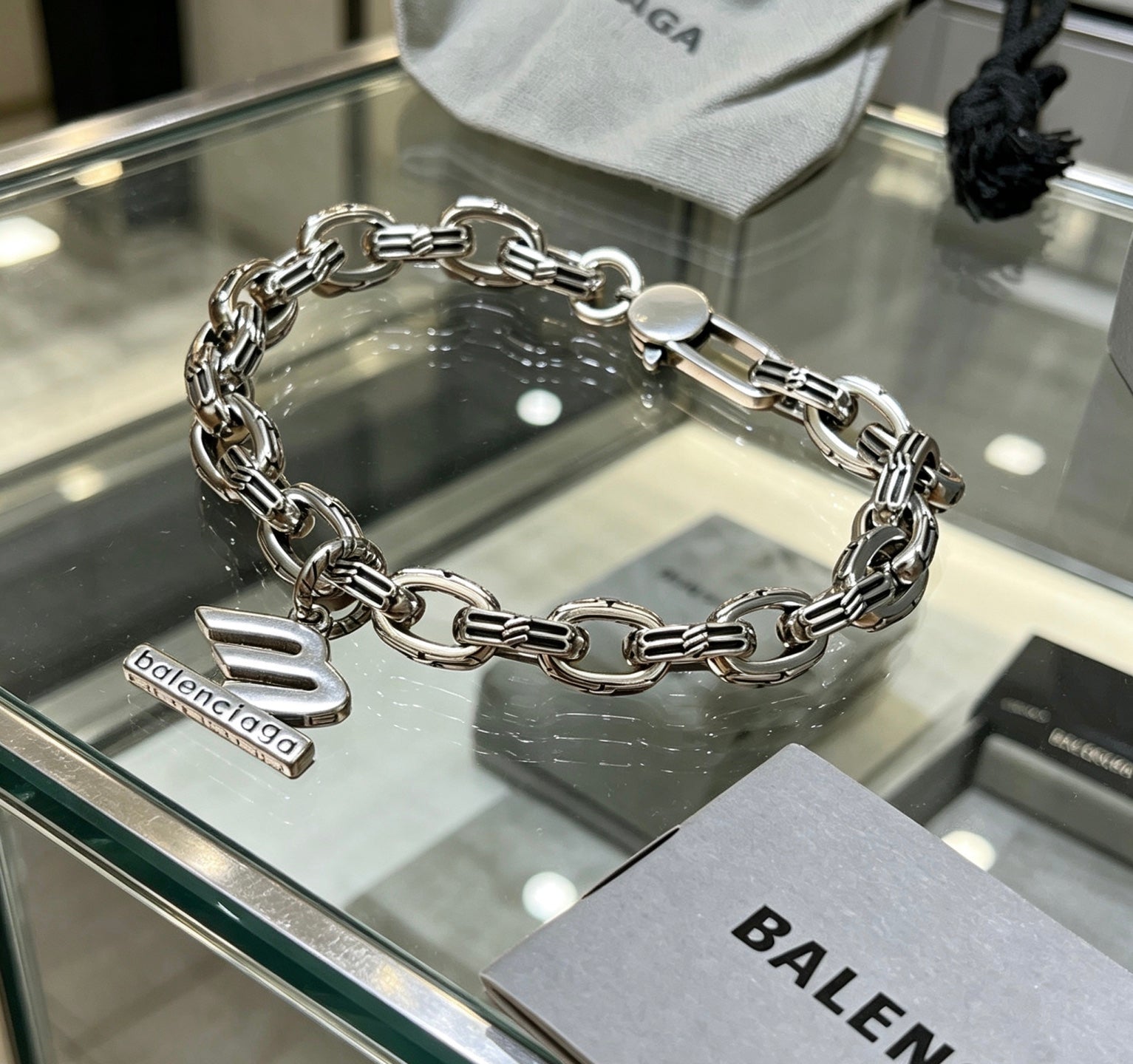 Geometric Emblem Bracelet in Polished Metal-Tone – Design 074 front product view