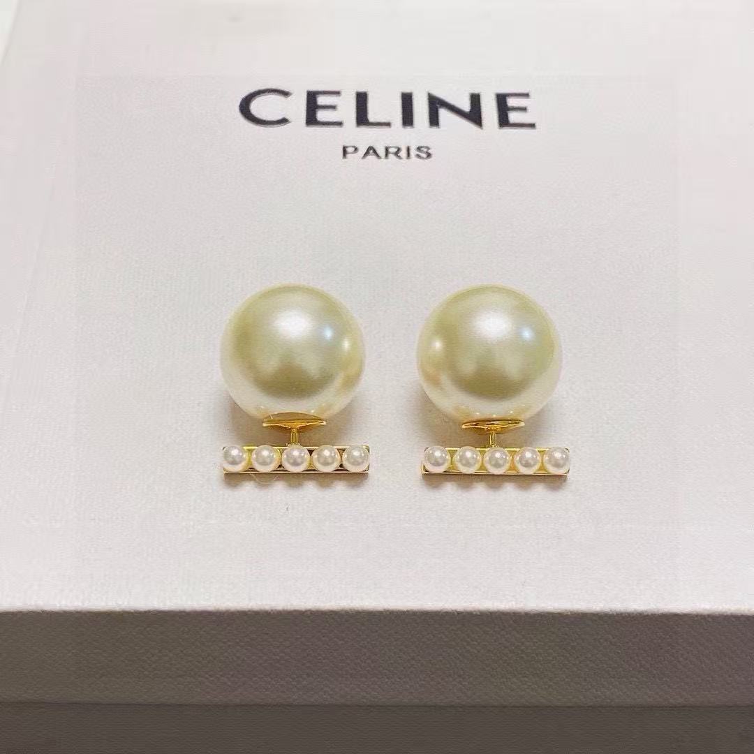 Signature Emblem Pearl-Detail Stud Earrings – Pearl Detail – Design 02 main product view