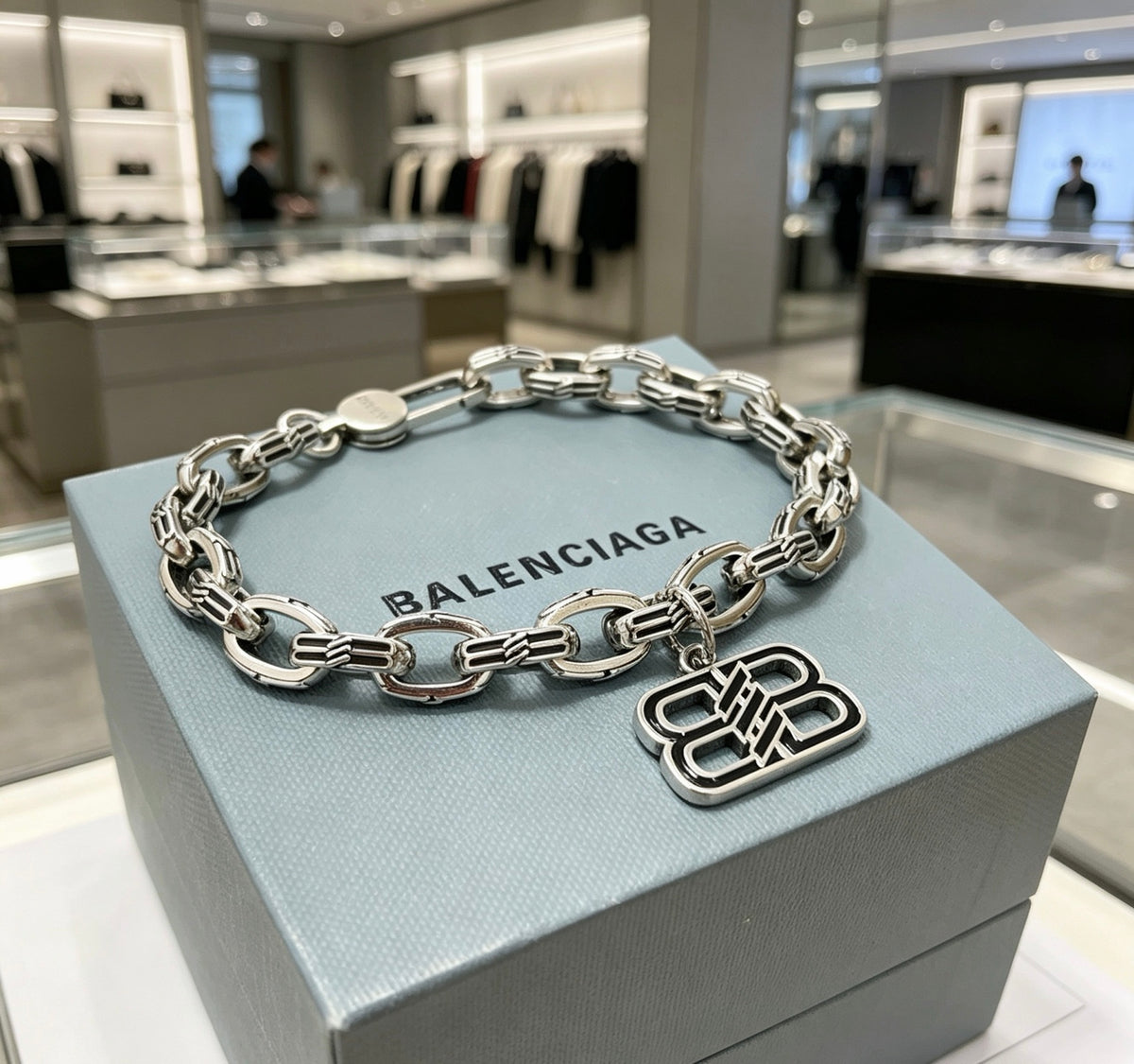 Geometric Emblem Bracelet in Polished Metal-Tone – Design 075 side detail