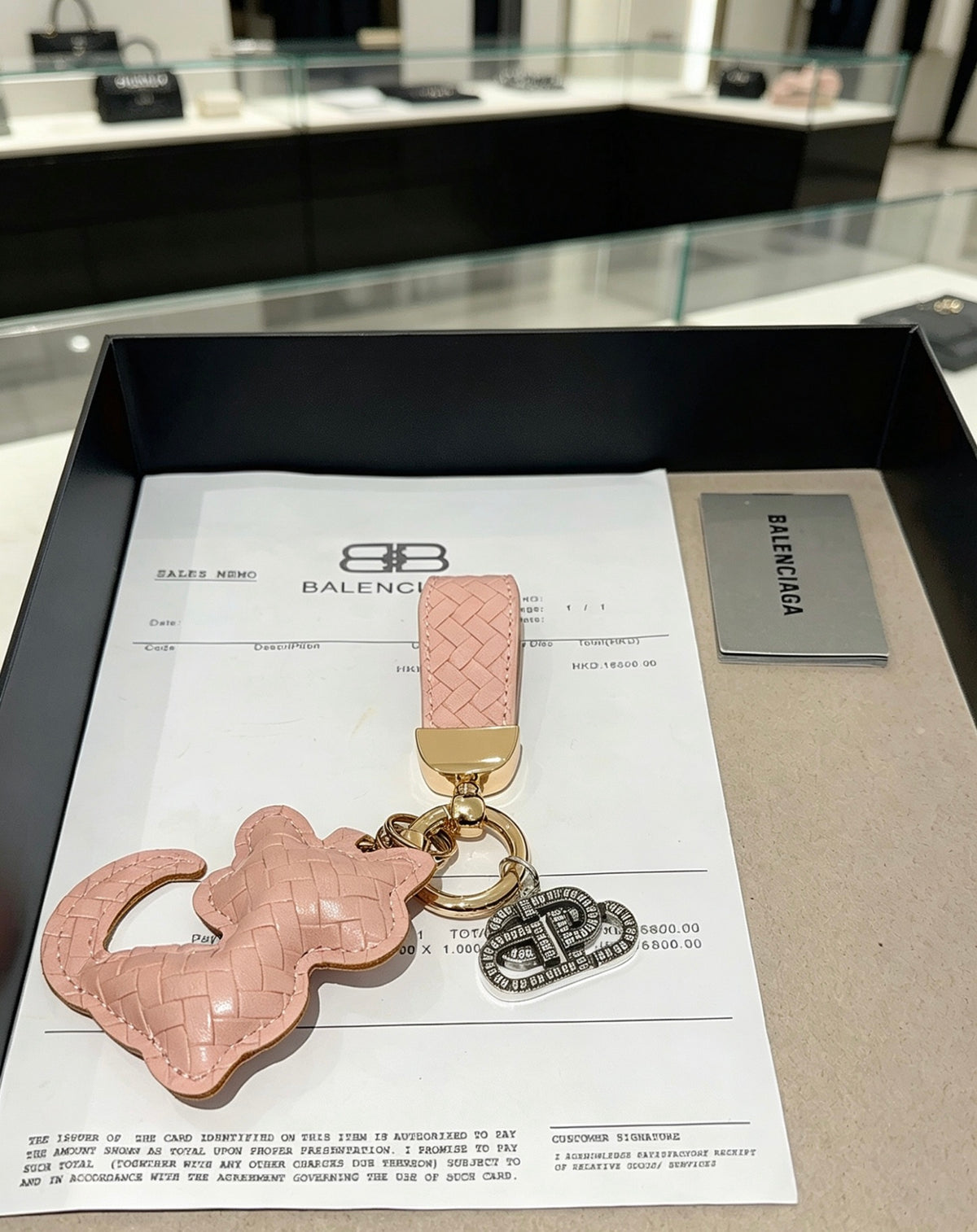 Key Jewelry Accessory in Polished Metal-Tone – Design 013 detail view