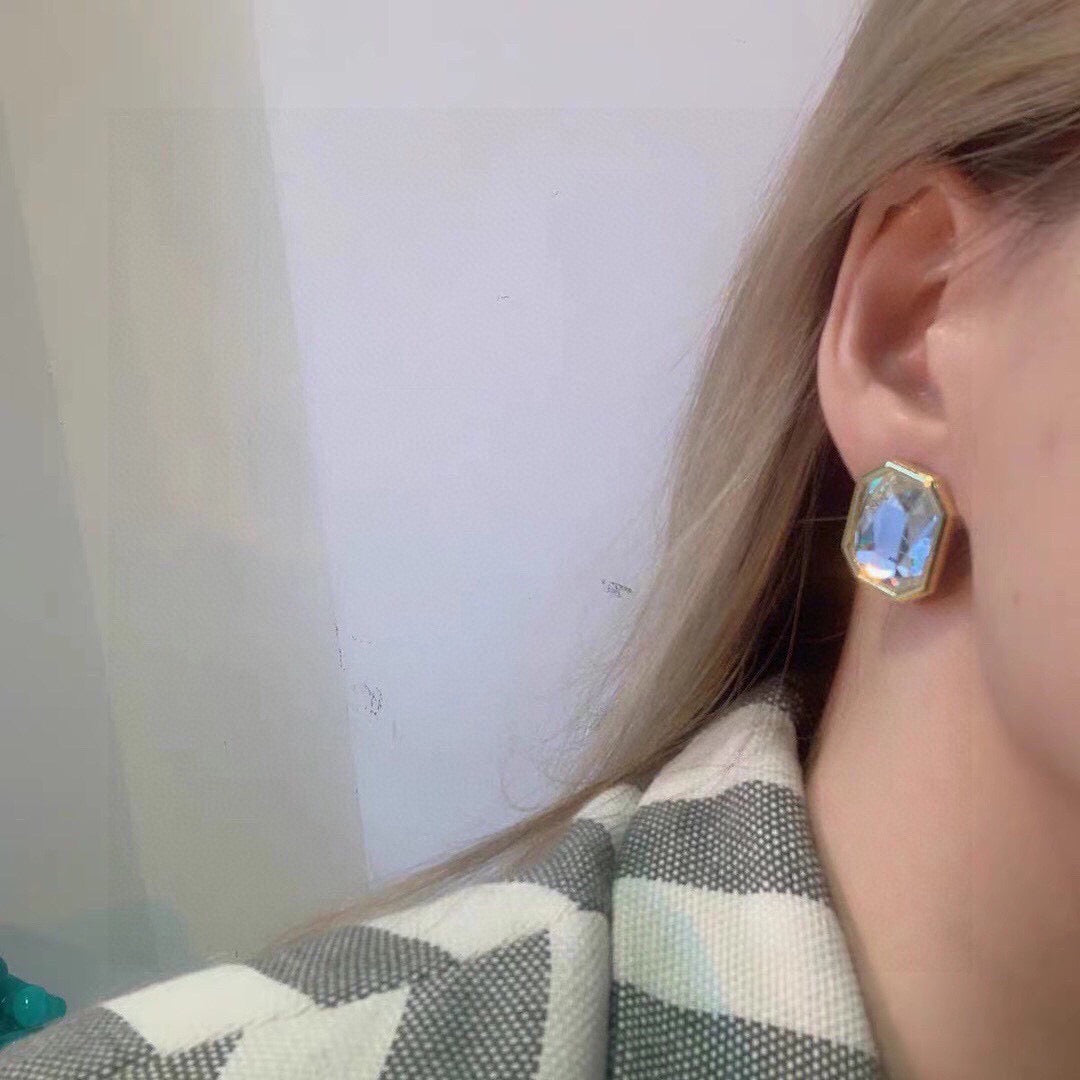 Geometric Emblem Stud Earrings in Gold-Tone – Design 002 detail view